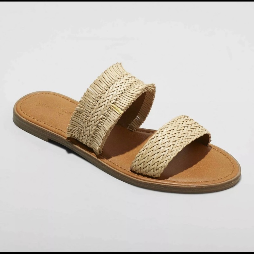Universal thread Elizabeth natural slip on sandals